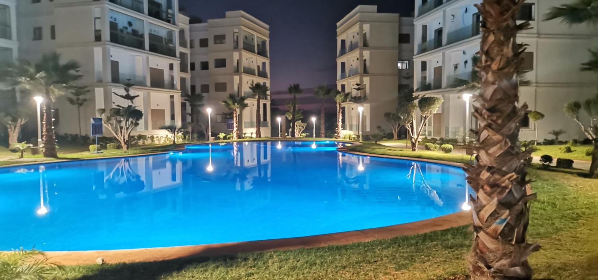 Grand Appartement Vue Golf A 2 Min De La Plage Bouznika Exterior foto