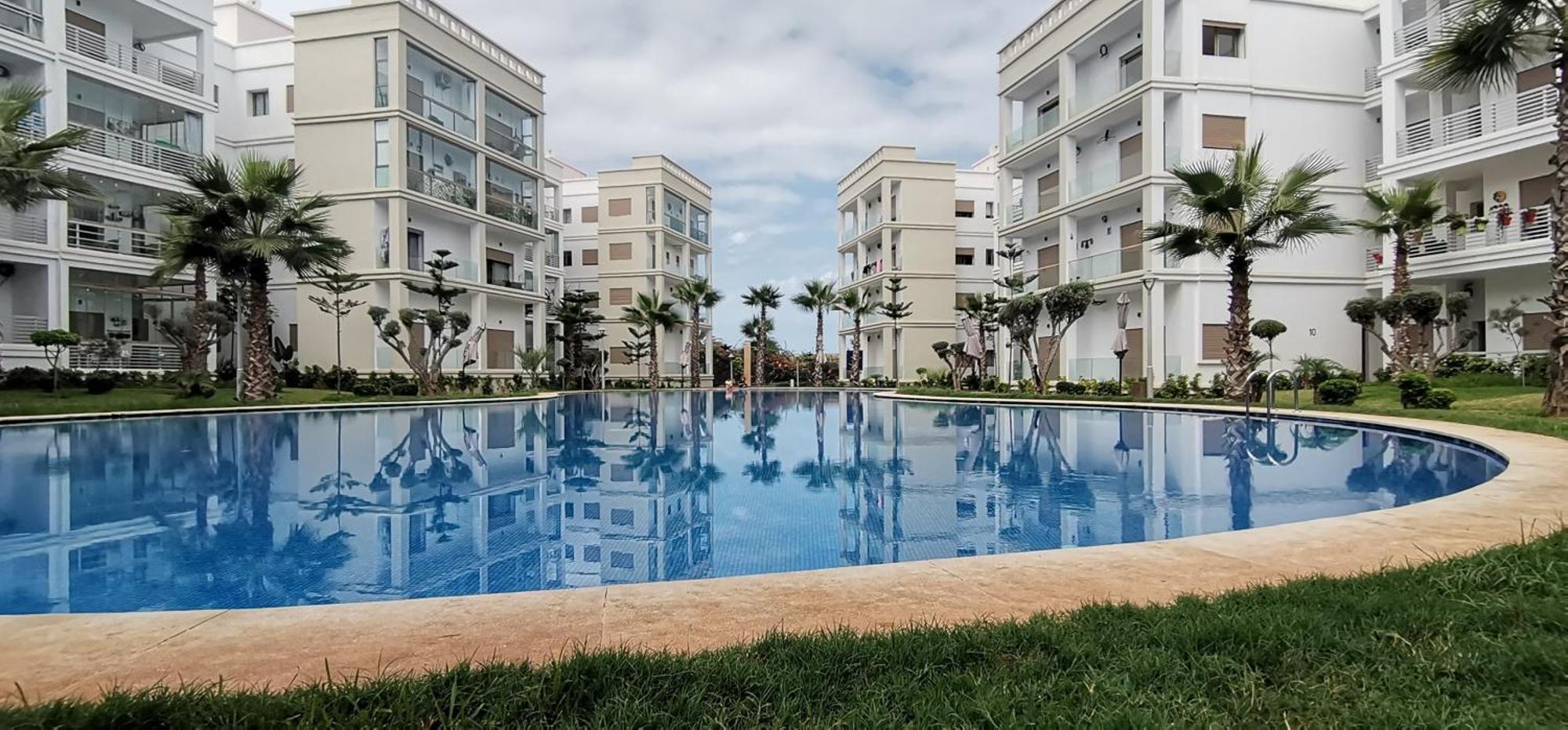 Grand Appartement Vue Golf A 2 Min De La Plage Bouznika Exterior foto